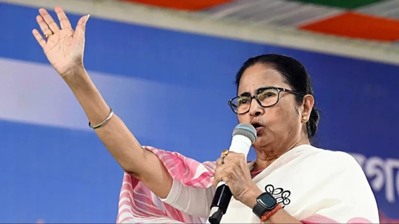 Mamata Banerjee vows ‘outside support' to INDIA bloc to form govt at Centre
