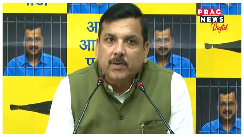 দিল্লীৰ মুখ্যমন্ত্ৰী অৰবিন্দ কেজৰিৱালক হত্যাৰ ভাবুকি !️ ৰাজীৱ চক, পেটেল নগৰ মেট্ৰ' ষ্টেচন ভৰিল ভাবুকি ভৰা  লেখাৰে
