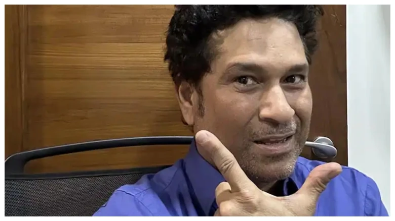 ধঁপাতৰ বিজ্ঞাপনঃ গাভাস্কাৰ, কপিল, ছেহৱাগক খোঁচা মাৰিলে শচীনে!