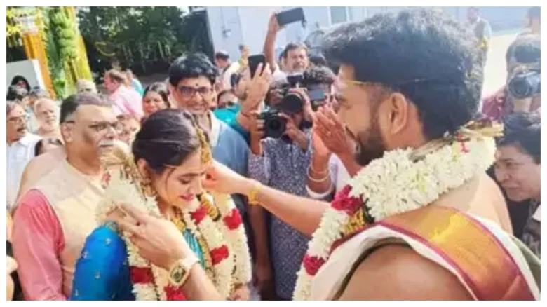 আইপিএল চেম্পিয়ন হোৱাৰ পাছতে বিয়া পাতিলে কেকেআৰৰ বেটাৰ ভেংকটেশ আয়াৰে