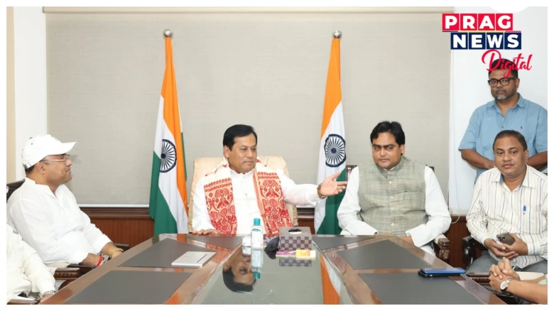 ‘বন্দৰ, জাহাজ পৰিবহণ আৰু জলপথ মন্ত্ৰালয়’ত দায়িত্বভাৰ গ্ৰহণ কৰিলে কেন্দ্ৰীয় মন্ত্ৰী সৰ্বানন্দ সোণোৱালে