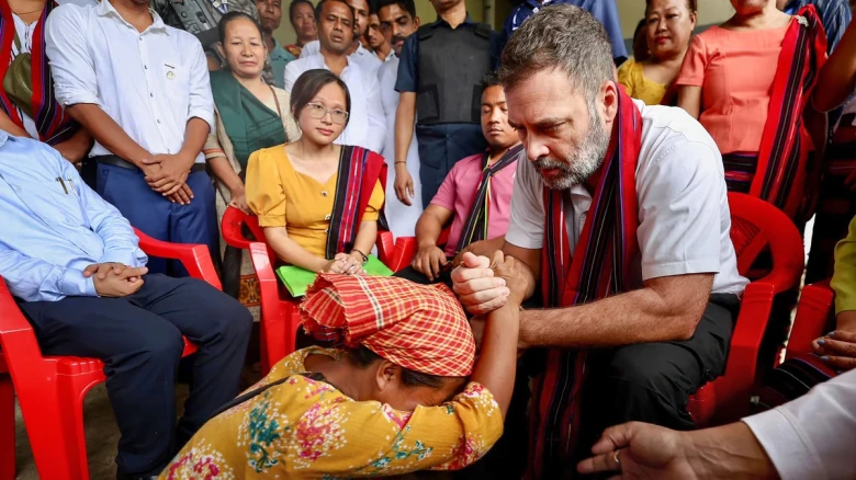 'Heartbreaking', says Rahul Gandhi visiting flood relief camp in Assam