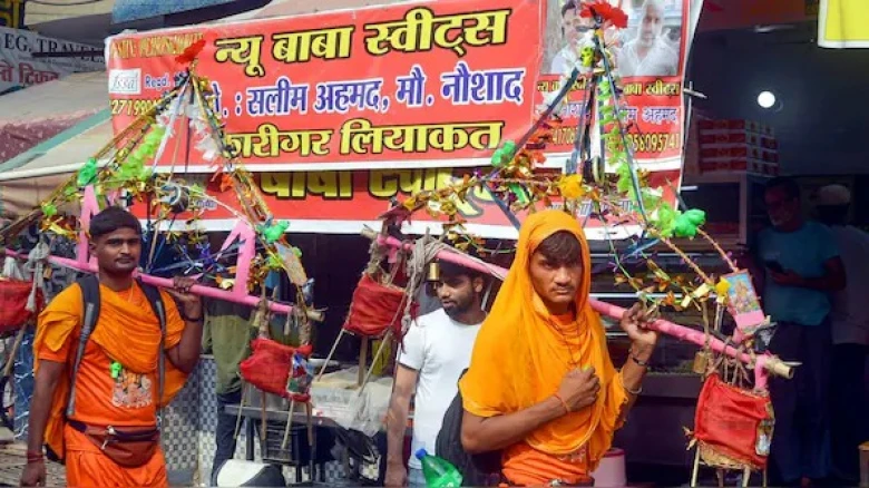 SC orders interim stay on UP govt's Kanwar Yatra eateries 'nameplate' order