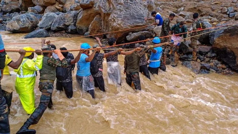 Wayanad landslides: Death toll crosses 250, 190 still missing; Army intensifies search ops