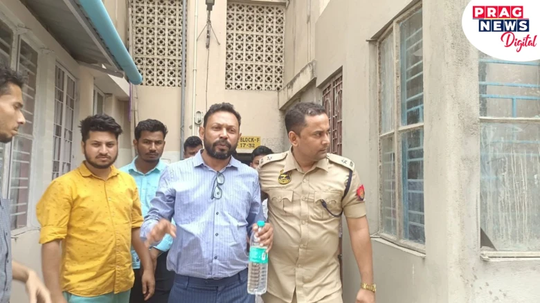 Police Raids Journalist Dilwar Hussain Mozumdar's Residence