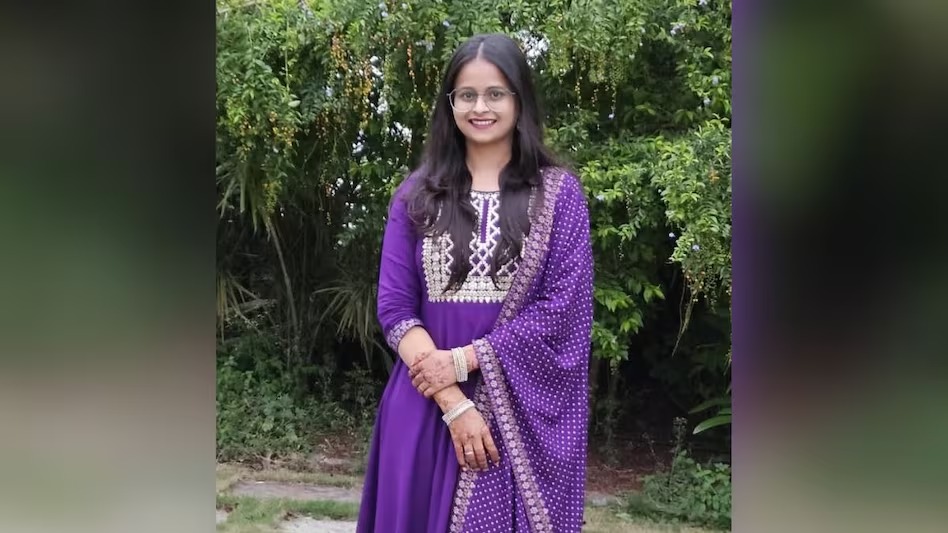 জীয়াই থকাৰ হেঁপাহ হেৰুৱাই যুৱতী আই টি ইঞ্জিনিয়াৰৰ চৰম সিদ্ধান্ত
