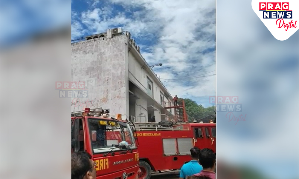 Fire Breaks Out near Anuradha Cineplex, Short Circuit Suspected