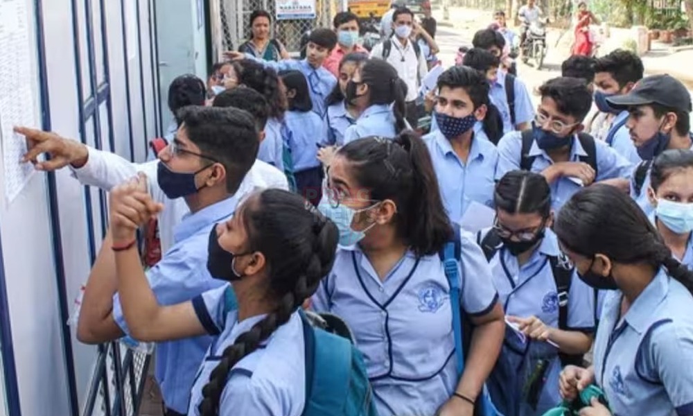 চি বি এছ ইত বছৰত দুবাৰ হ'ব দশম শ্ৰেণীৰ পৰীক্ষা