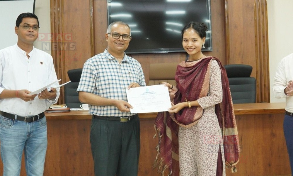 গুৱাহাটী বিশ্ববিদ্যালয়ত 'পেছাৰ বাবে প্ৰস্তুতি' শীৰ্ষক অনুষ্ঠানৰ সামৰণি