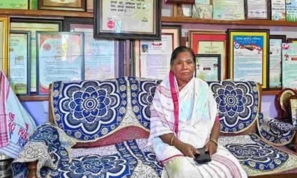 হেমপ্রভা চুতীয়াৰ হাতত পুনৰ প্ৰাণ পাই উঠিব ষষ্ঠখন ধর্মগ্রন্থই