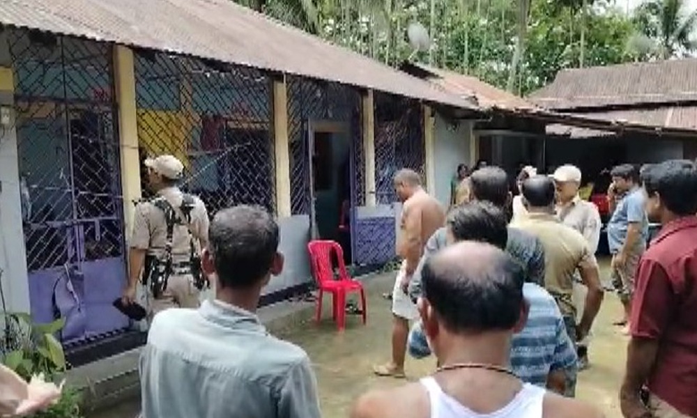 শ্ৰীভূমিত চাঞ্চল্যকৰ ডকাইতি কাণ্ড ; গৃহস্থৰ হাত ভৰি বান্ধি তাণ্ডব ডকাইত দলৰ