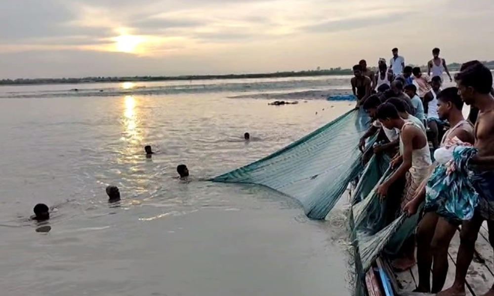 বিলাসীপাৰাত শোকাৱহ ঘটনা! ব্ৰহ্মপুত্ৰত সন্ধানহীন দুজন