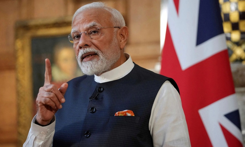 বিশ্বৰ জনপ্ৰিয় গণতান্ত্রিক নেতাৰ শীৰ্ষ স্থানত নৰেন্দ্ৰ মোদী
