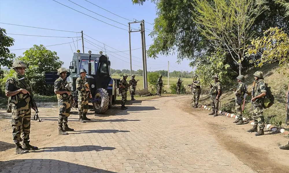 Pak Intruder Shot Dead by BSF While Attempting Border Breach in J&K’s Kathua