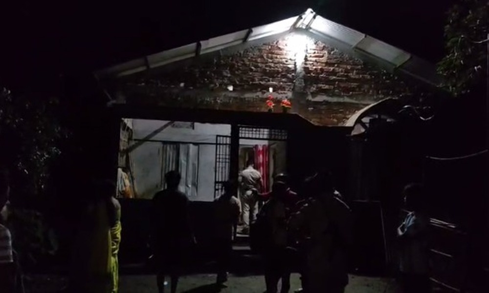 মৰিগাঁৱত একেটা কোঠাতে চিপ লৈ বৃদ্ধ দম্পতীৰ চৰম সিদ্ধান্ত