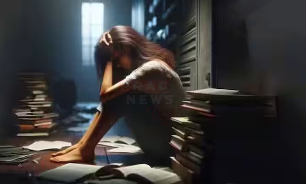 গাৰ নোম শিয়ৰি যোৱা এক ঘটনা ;বিদ্যালয়ৰ বাথৰুমত এগৰাকী পঞ্চম শ্ৰেণীৰ ছাত্ৰীয়ে নিজৰ দেহত কৰিলে অগ্নিসংযোগ