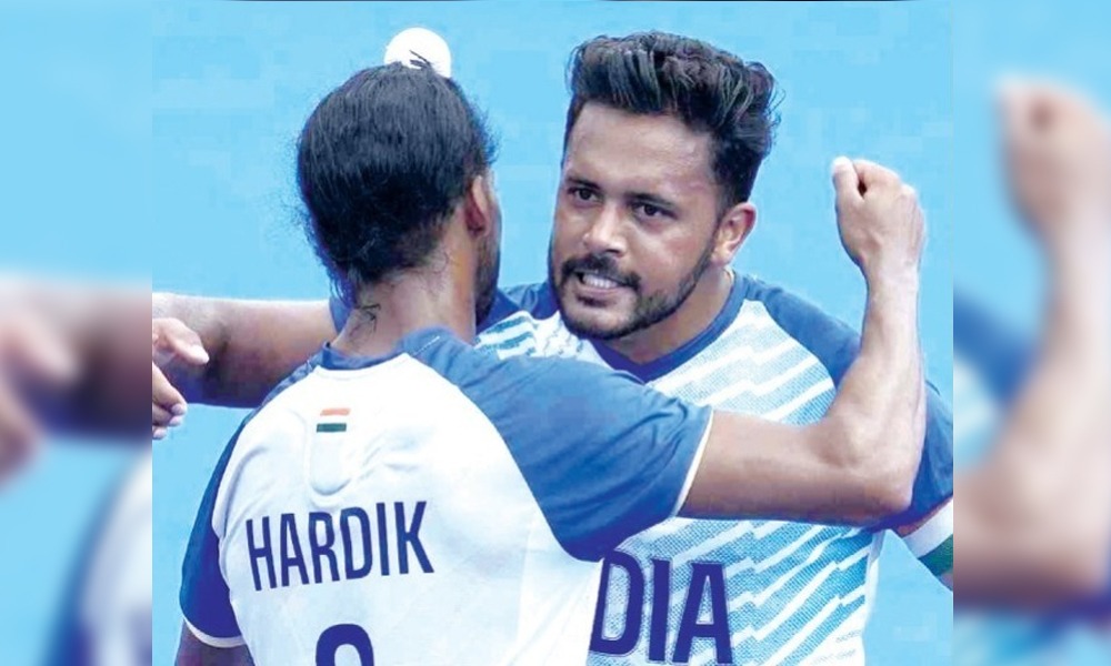 প্ৰথমখন খেলতে চীনক ৪-৩ গ'লত পৰাজিত কৰে ভাৰতে