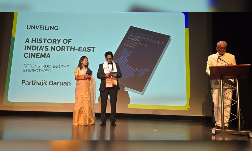 ইণ্ডিয়া ফিল্ম ফেষ্টিভেল অফ এলবাৰ্টাত পাৰ্থজিৎ বৰুৱাৰ ‘এ হিষ্ট্ৰী অফ ইণ্ডিয়াছ নৰ্থ ইষ্ট চিনেমা’, শীৰ্ষক গ্ৰন্থ উন্মোচন