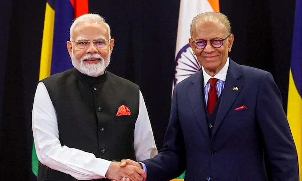 আজি প্ৰধানমন্ত্ৰী মোদীৰে দ্বিপাক্ষিক বৈঠক মৰিছাছৰ প্রধানমন্ত্রী নবীন ৰামগোলামৰ