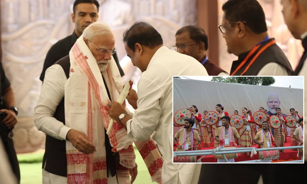 ২৫টা সাংস্কৃতিক দলৰ নৃত্য-গীতেৰে আদৰণি প্রধানমন্ত্রীক, বৰঝাৰৰ পৰা খানাপাৰালৈ হাজাৰ হাজাৰ লোক