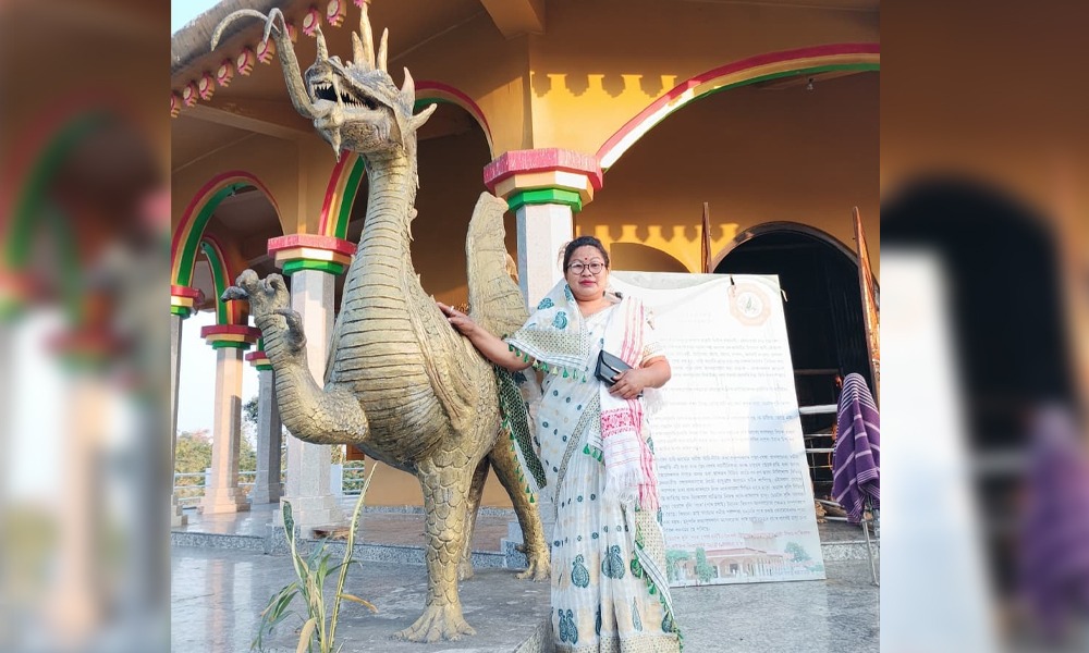 নামঘৰত জন্মাষ্টমী পালন আহি ঘৰৰ পদুলিমুখত ছিঙি পৰি থকা তাঁৰত বিদ্যুৎস্পৃষ্ট হৈ কৰুণ মৃত্যু মহিলাৰ