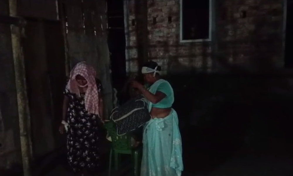 বজালীত জোঁৱাইয়েকৰ দাৰ ঘাপত আহত পত্নী আৰু শাহুৱেক