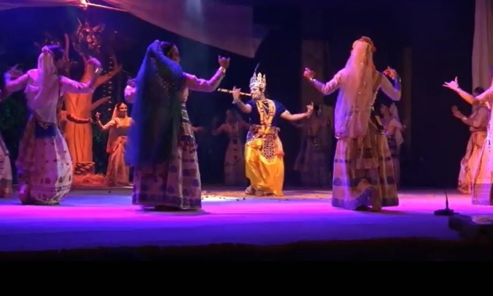মাজুলী শ্ৰী শ্ৰী উত্তৰ কমলাবাৰী সত্ৰত ৰাস উদযাপনৰ প্ৰস্তুতি
