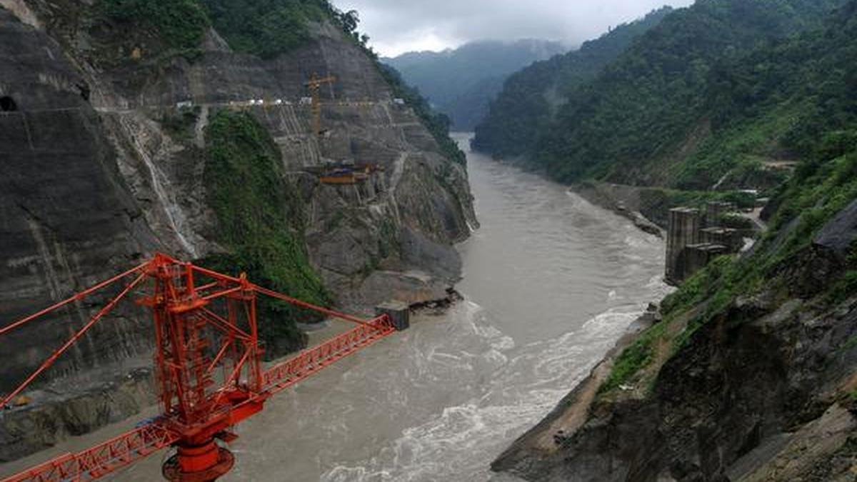 গেৰুকামুখত ঘূৰিল এন এইচ পি চিৰ টার্বাইন, উৎপাদনৰ দিশে নামনি সোৱণশিৰি জলবিদ্যুৎ প্রকল্প