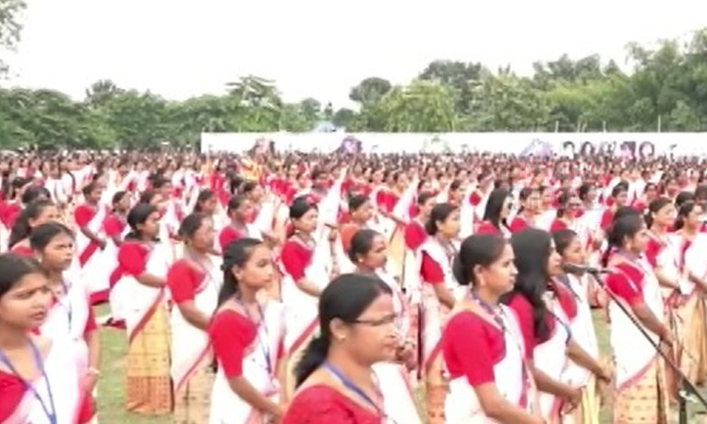 Ten Thousand Women Unite in Kaligaon to Sing Zubeen Garg’s Timeless “Mayabini Rati” in a Heartfelt Tribute
