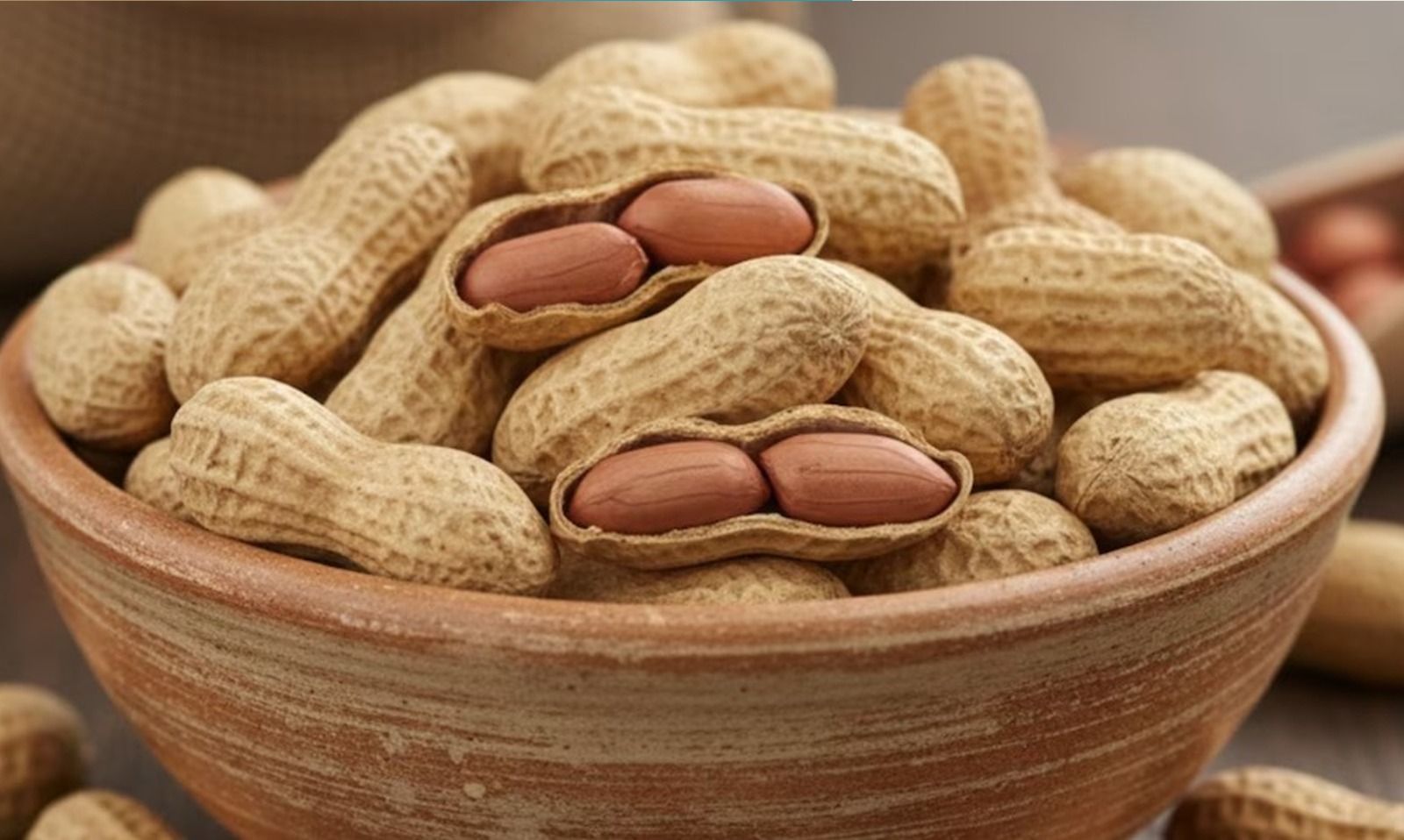 অতি কম দামতে পোৱা এবিধ ছুপাৰফুড বাদাম; বহু সমস্যা কৰে দূৰ