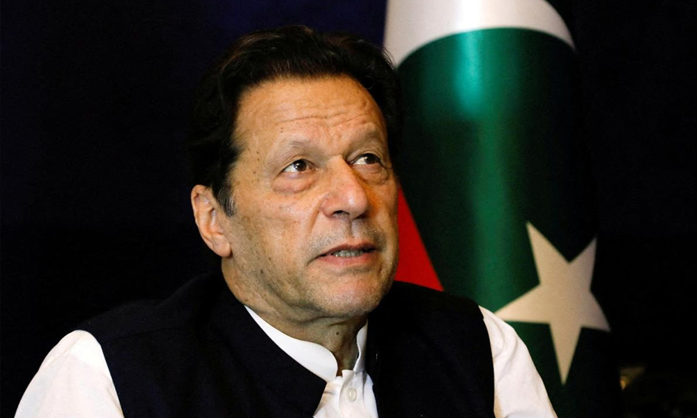 ইমৰান খানক 'মানসিকভাৱে অসুস্থ' আখ্যা পাকিস্তানী সেনাৰ