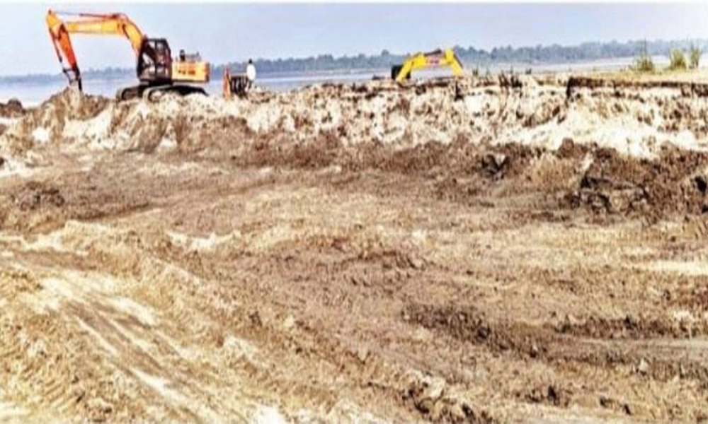 যোৰহাটত বালি-পলসৰ বৃহৎ বজাৰ