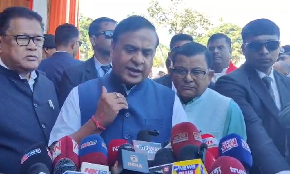 ডিব্ৰুগড়ত মুখ্যমন্ত্ৰীৰ বিশেষ আঁচনিৰ অধীনত শিক্ষাৰ্থীলৈ চাইকেল বিতৰণ