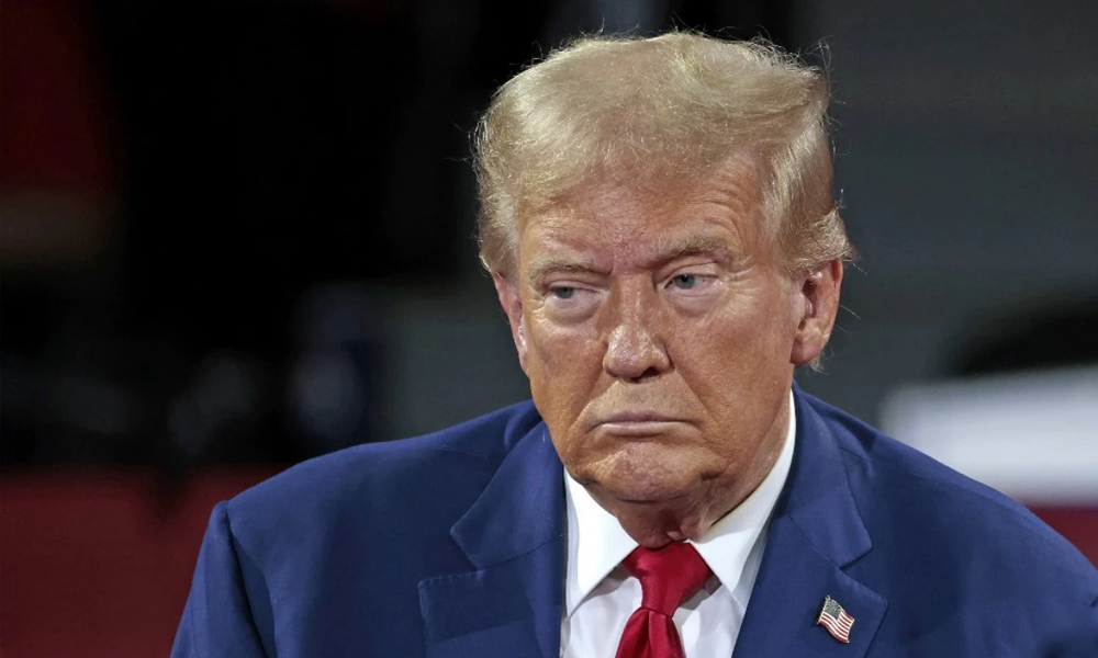 'এপষ্টেইন' গোচৰৰ তদন্তৰ ১৬টা ফাইল অদৃশ্য ; মার্কিন ৰাষ্ট্ৰপতি ড'নাল্ড ট্রাম্পৰ কুকীর্তি গাপ দিয়াৰ অভিসন্ধি