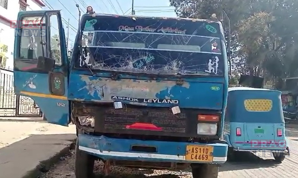 কাছাৰত ভয়ংকৰ পথ দুর্ঘটনাত মহিলাৰ মৃত্যু; অন্তঃসত্বা মহিলাসহ দুই যুৱক আহত