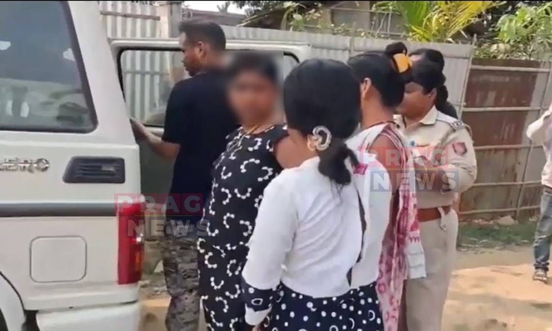 জাগীৰোডত নাৰী দেহ ব্যৱসায়ী ঘাটি উৎখাত; স্থানীয় মহিলাই তিনি মহিলাসহ দুজন যুৱকক হাতে-লোটে ধৰি গটালে আৰক্ষীক