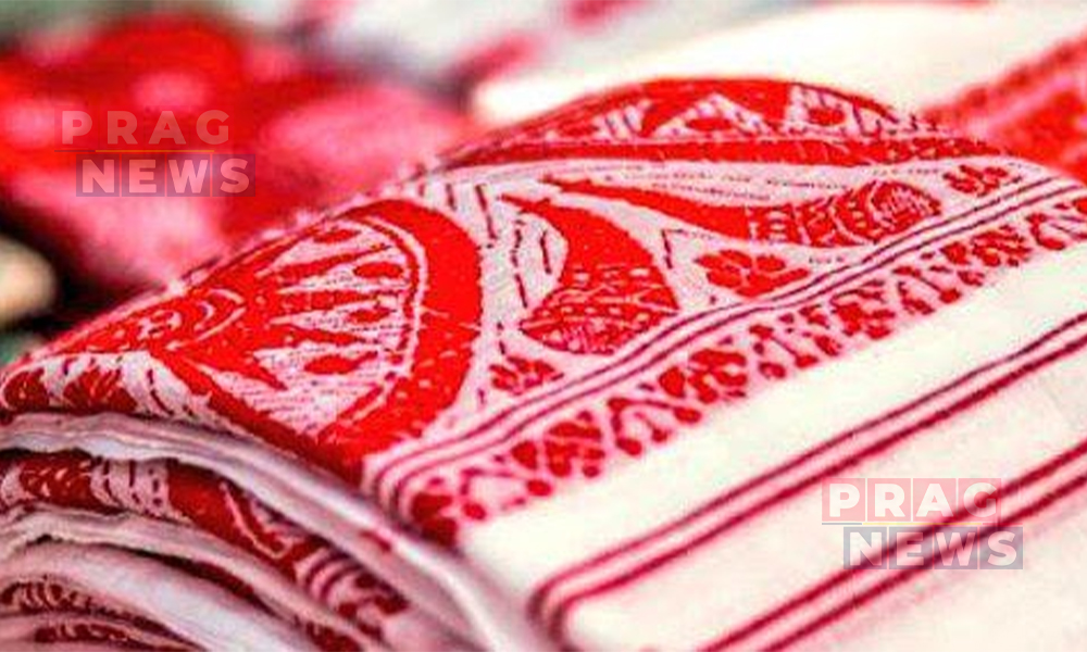 পাৱাৰলুমৰ গামোচাৰে ভৰিছে ৰাজ্যৰ বজাৰ