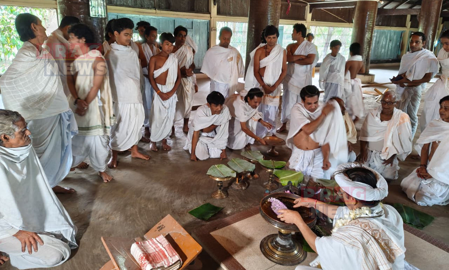 মাজুলীৰ দক্ষিণপাট সত্ৰত ৰঙালী বিহু উদযাপন: সত্ৰাধিকাৰৰ শুভেচ্ছা আৰু পৰম্পৰাগত 'মালা সেৱা' সম্পন্ন