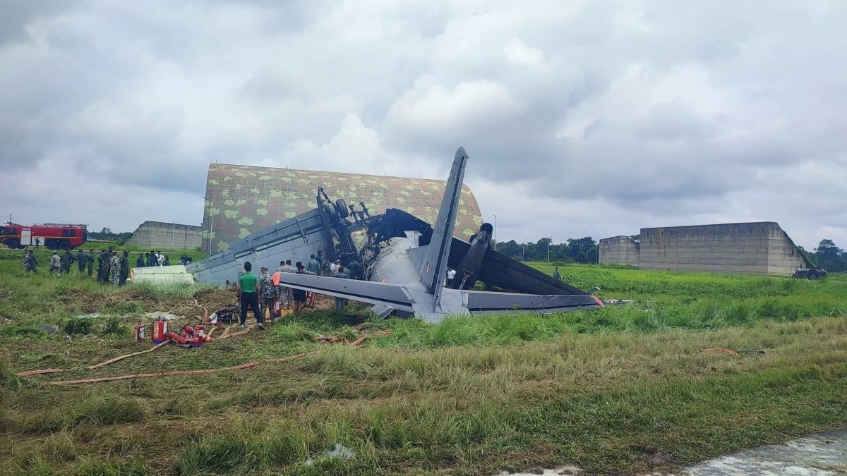 যোৰহাট বায়ুসেনা ঘাটিত AN-32 বিমান দুৰ্ঘটনা, অৱতৰণৰ সময়ত অগ্নিকাণ্ডৰ সম্ভাৱনা