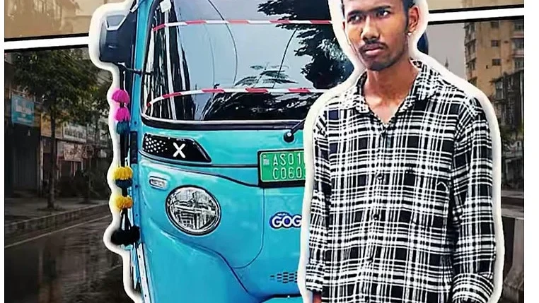 গুৱাহাটীৰ লোকৰাত বিপদজনক অটোৰিক্সা ষ্টাণ্ট: দুজন যুৱকৰ বিৰুদ্ধে আৰক্ষীৰ ব্যৱস্থা
