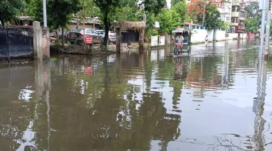 গুৱাহাটীক বানমুক্ত কৰিবলৈ সুপৰিকল্পিত ৰণনীতি: অপেক্ষা কৰিছে কাৰ্যকৰীকৰণৰ বাবে