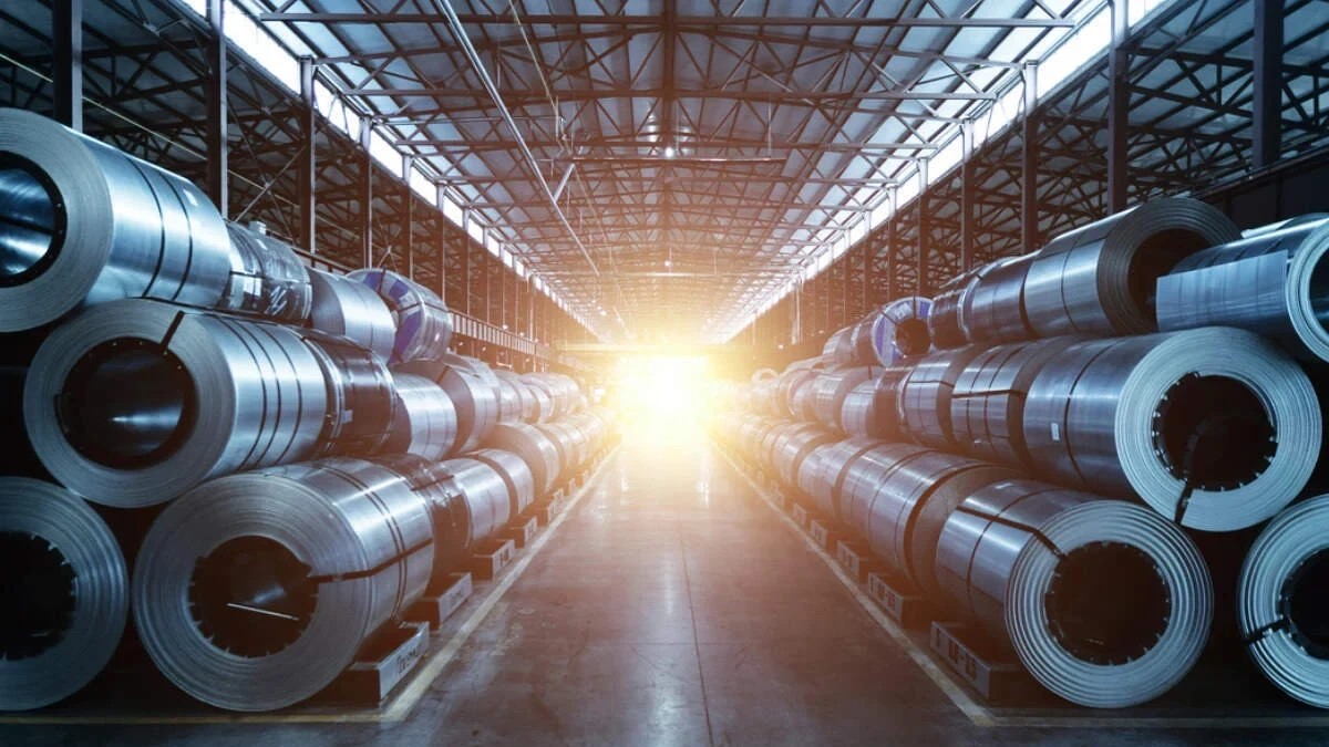 Indian Steelmakers Face Export Headwinds, Turn to Domestic Market Amid Global Tightening