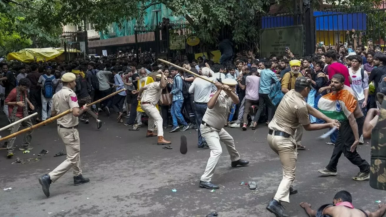 দিল্লীৰ প্ৰতিবাদত অসমীয়া যুৱকৰ বিভীষিকাময় অভিজ্ঞতা: 'সংসদ চলো' সমদলত খেলিমেলি