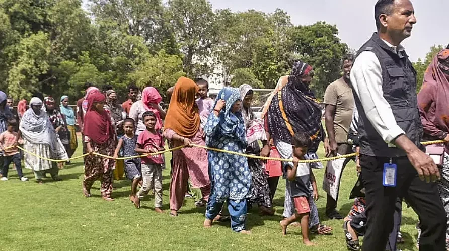 Assam Repatriates 402 Bangladeshi Nationals from Detention Camps Over 13 Years