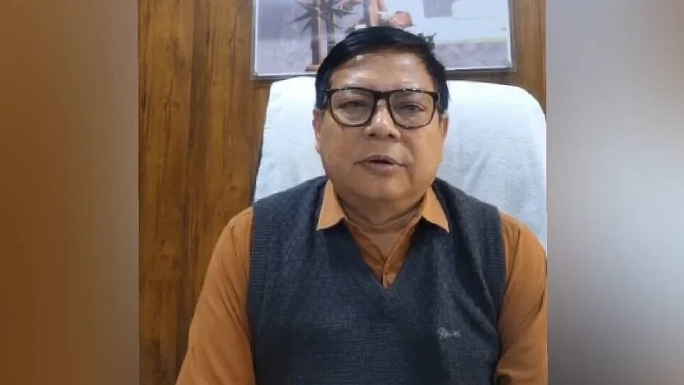 দিখৌৰ বানপানীৰ বাবে অবৈধ খননক জগৰীয়া কৰিলে বিৰোধী দলপতি দেৱব্ৰত শইকীয়াই