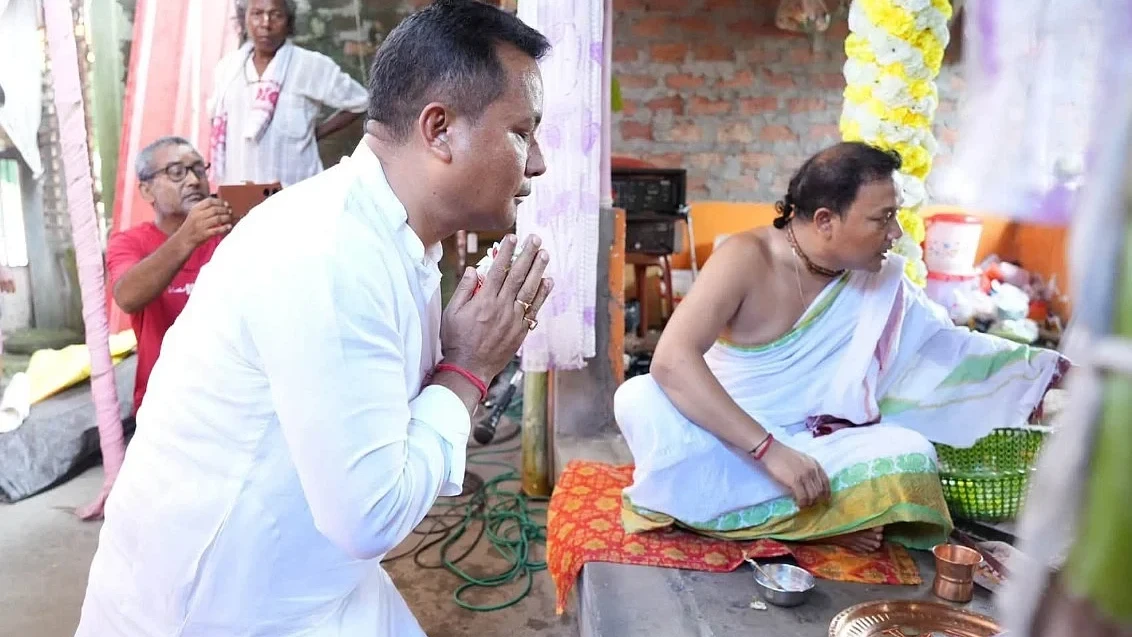 ওৰাঙত উলহ-মালহেৰে বাহুদা যাত্ৰা সম্পন্ন, মন্ত্ৰী চৰণ বড়োৰ অংশগ্ৰহণ