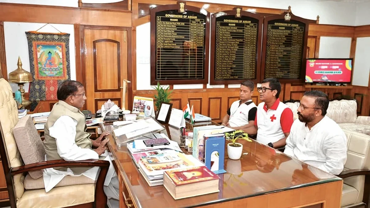 অসমৰ ৰাজ্যপালে ভাৰতীয় ৰেড ক্ৰছ ছ'ছাইটিৰ বান সাহায্যৰ প্ৰস্তুতি পৰ্যালোচনা কৰিলে