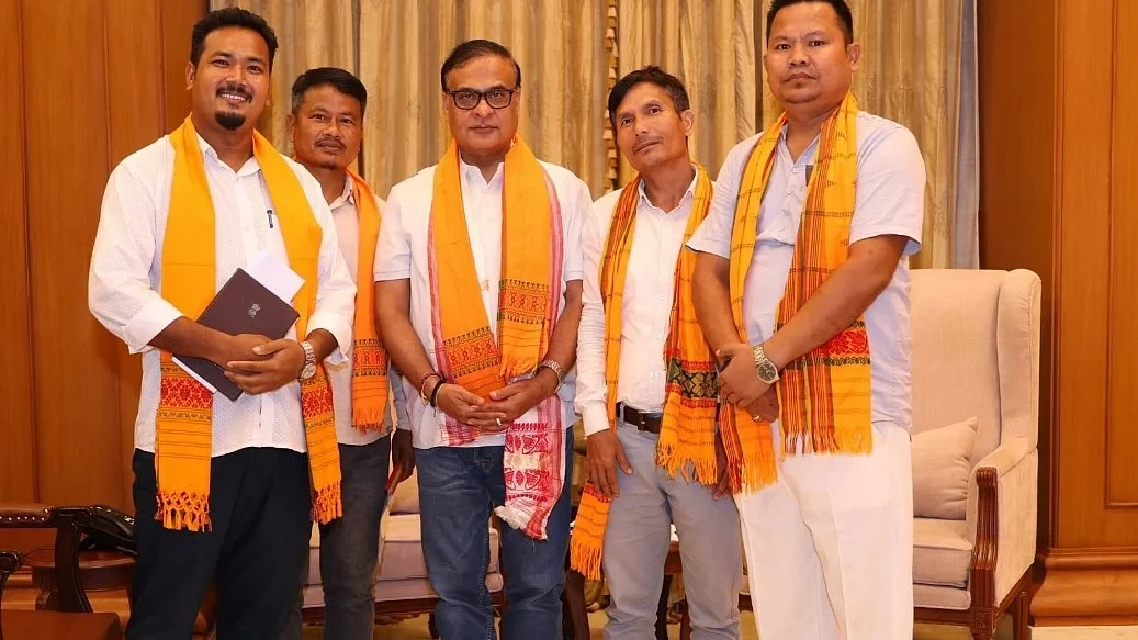 All Tiwa Students’ Union Delegation Meets CM Sarma to Discuss Community Concerns