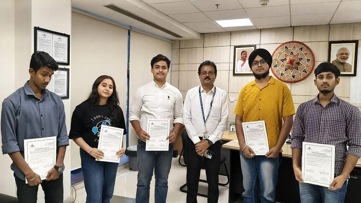 ডিব্ৰুগড় বিমানবন্দৰত প্ৰদীপ্তি গ্ৰীষ্মকালীন ইণ্টাৰ্ণশ্বিপৰ সফল সামৰণি