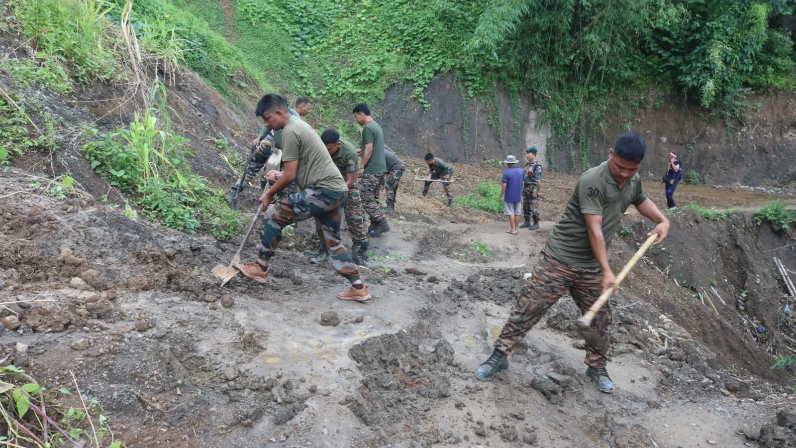 নাগাল্যান্ডত অসম ৰাইফলছৰ বহুমুখী প্ৰচেষ্টা: জনসাধাৰণৰ সৈতে নিবিড় সম্পৰ্ক স্থাপন